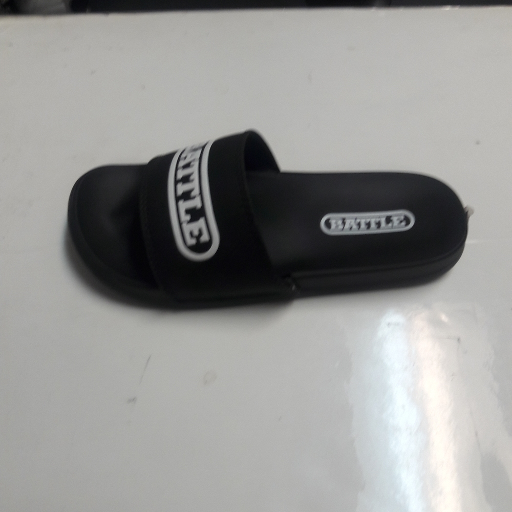 BATTLE SANDAL